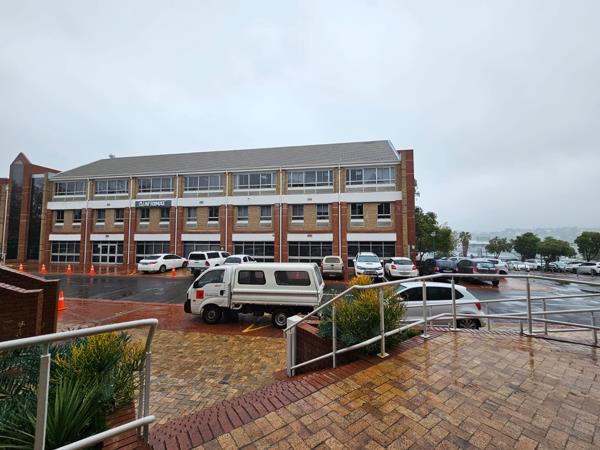 970 m² Commercial space