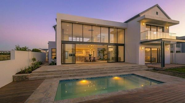 5 Bedroom House