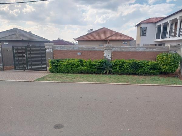 2 Bedroom House