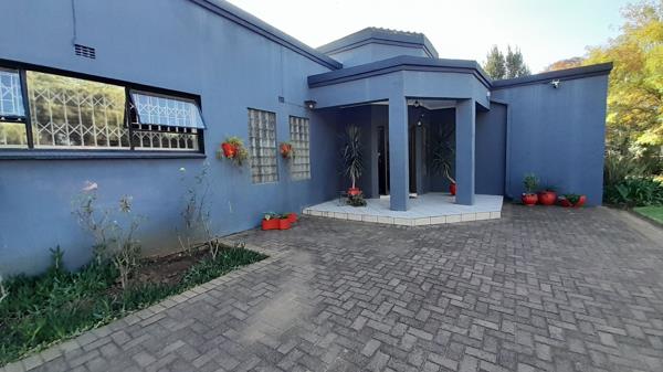 5 Bedroom House