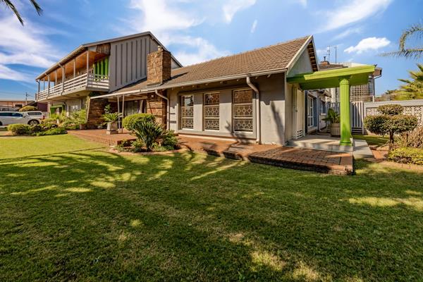 6 Bedroom House