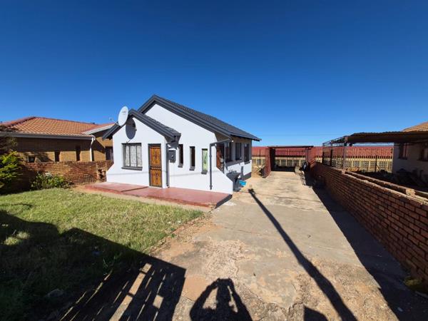 2 Bedroom House