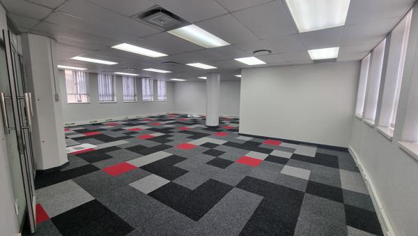 390 m² Commercial space