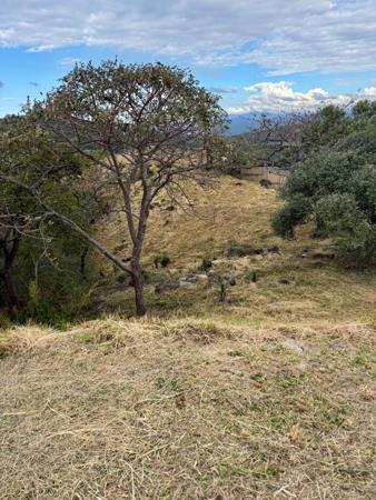 1 270 m² Land