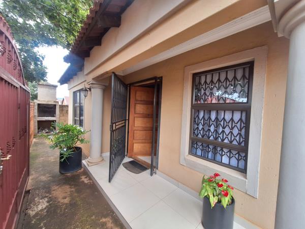 5 Bedroom House