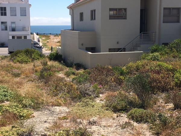 387 m² Land