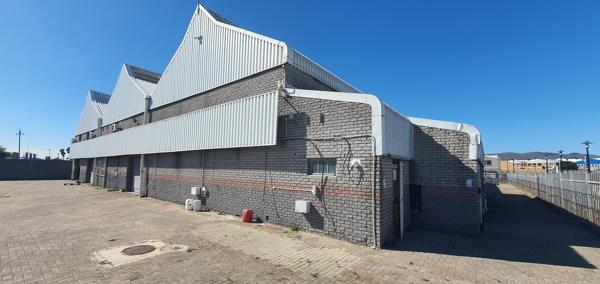1 380 m² Industrial space