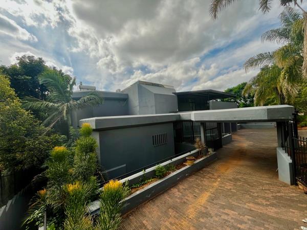 10 Bedroom House