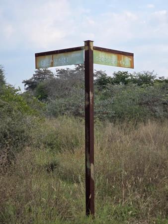 930 m² Land
