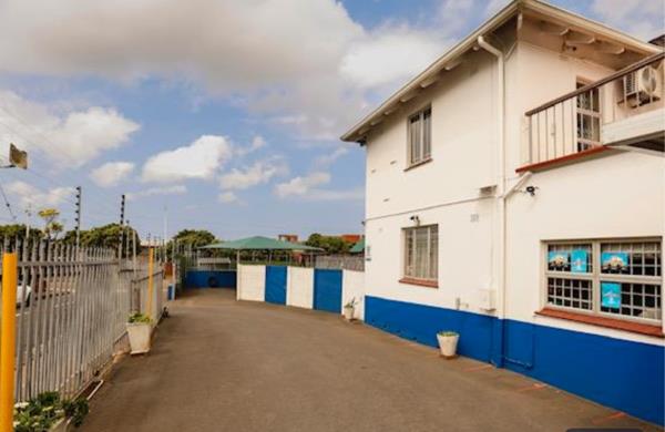 106 m² Commercial space