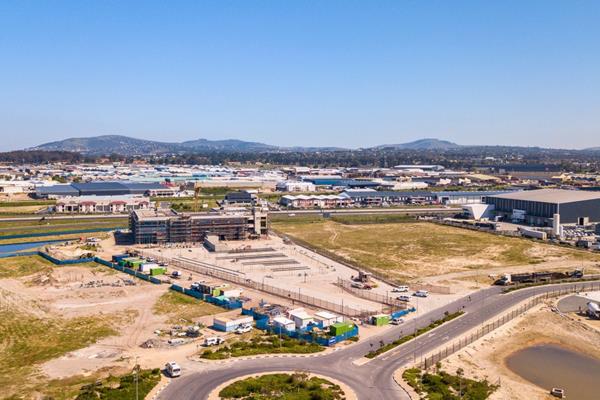 11 000 m² Industrial space