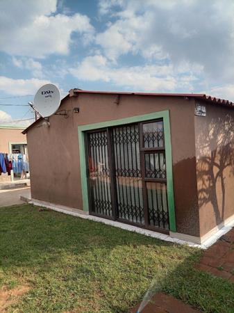 1 Bedroom House