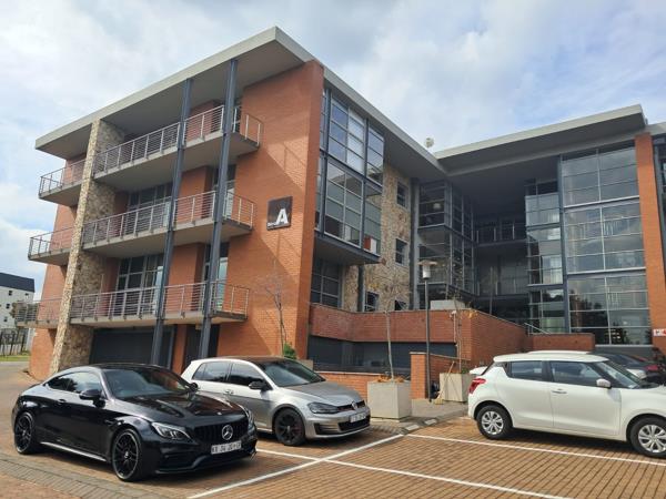 296 m² Office Space