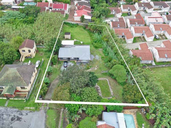 2 453 m² Land