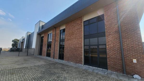 1 000 m² Commercial space
