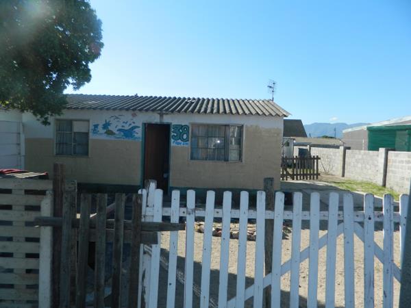 2 Bedroom House