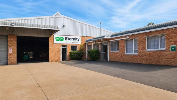 940 m² Industrial space