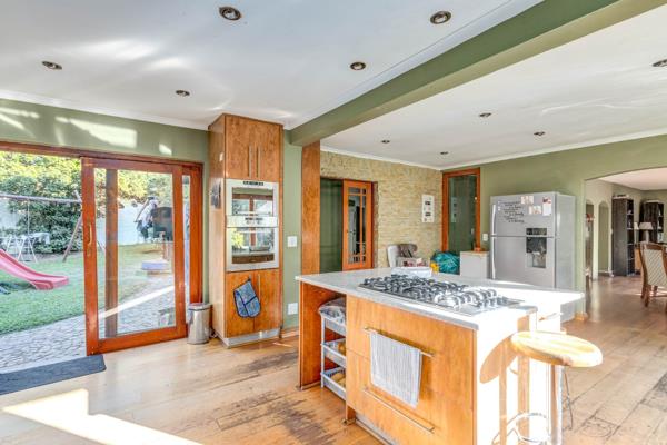 5 Bedroom House