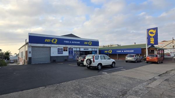 711 m² Commercial space