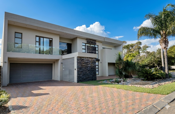 5 Bedroom House