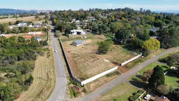 900 m² Land