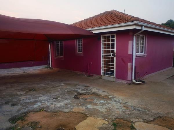 2 Bedroom House