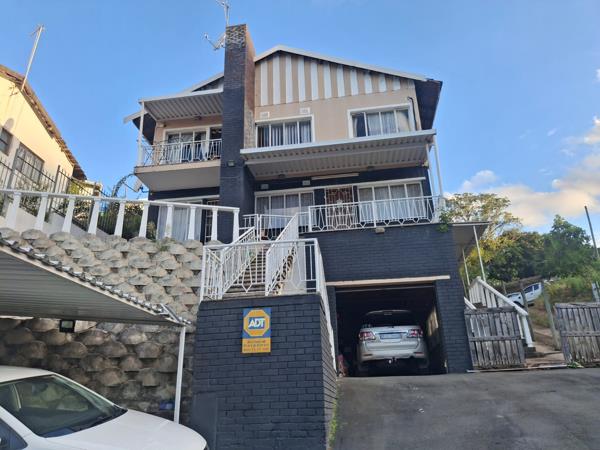 8 Bedroom House