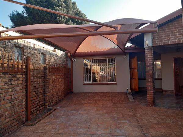 2 Bedroom House