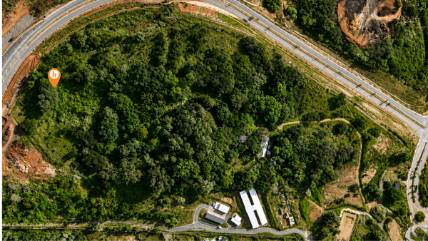 2 355 m² Land