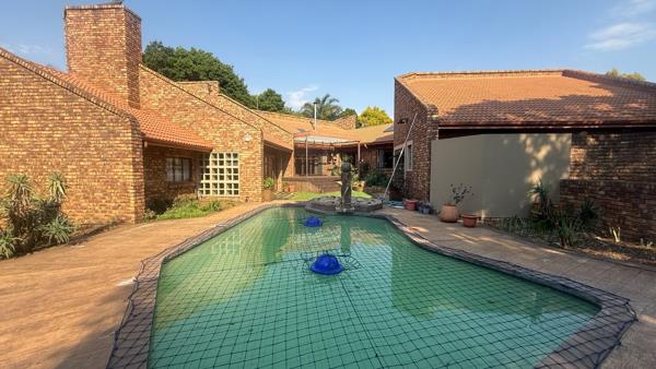 5 Bedroom House