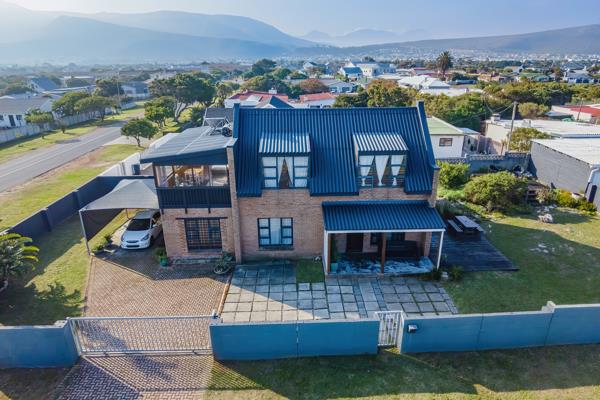 6 Bedroom House