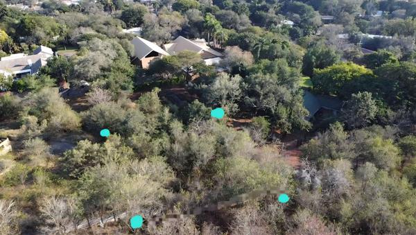 1 800 m² Land