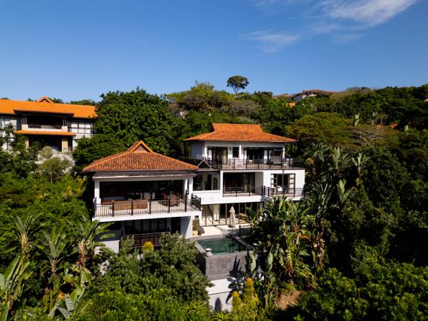6 Bedroom House