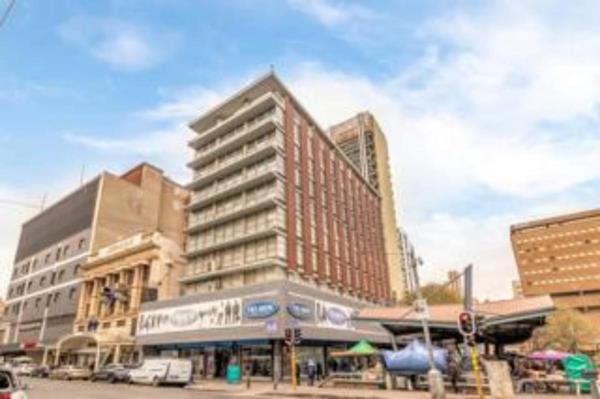 1 066 m² Commercial space