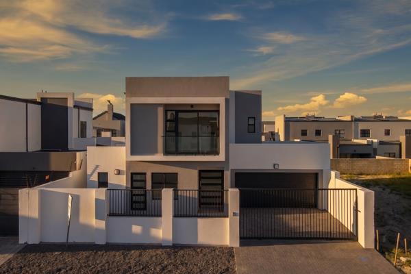 5 Bedroom House