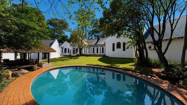 581 m² Commercial space
