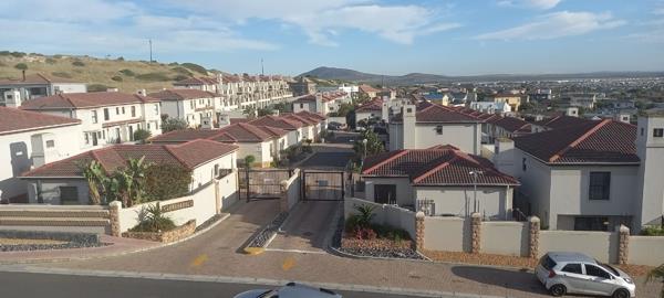 2 Bedroom Duplex