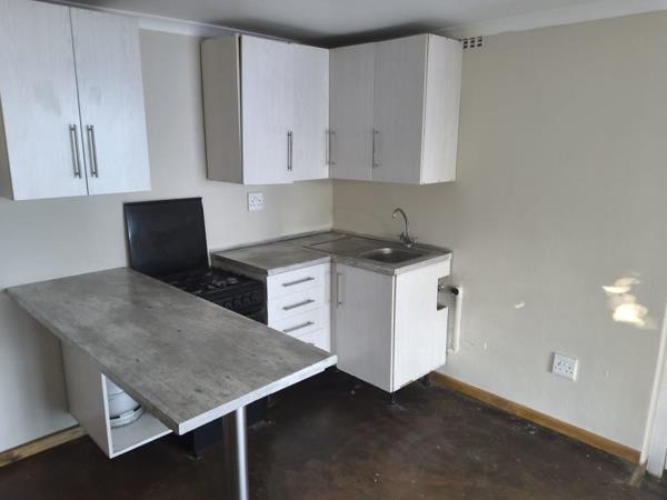 1 Bedroom House
