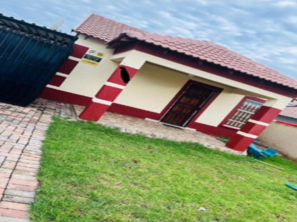 2 Bedroom House