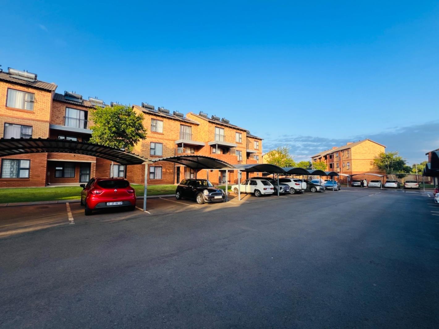 2 Bedroom Apartment in Olympus AH