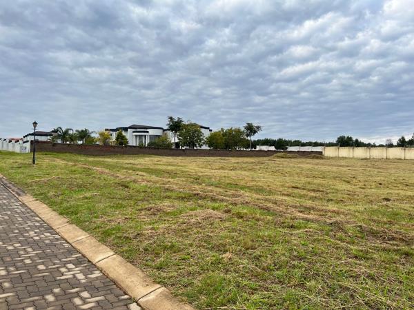 8 778 m² Land