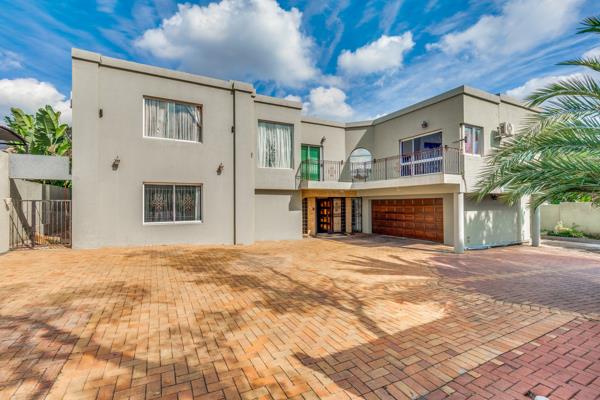 5 Bedroom House