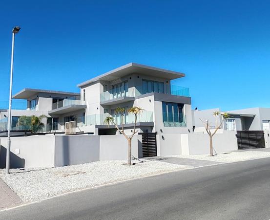 7 Bedroom House