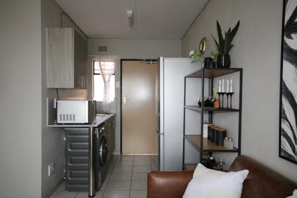2 Bedroom Simplex