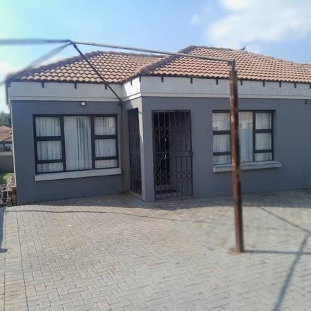 4 Bedroom House