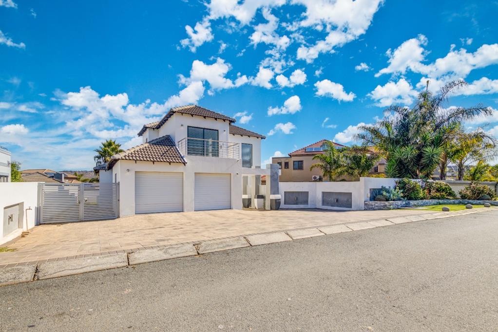 4 Bedroom House
