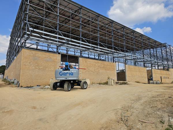 8 832 m² Industrial space