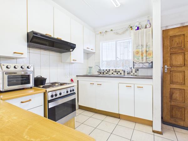 2 Bedroom Duplex