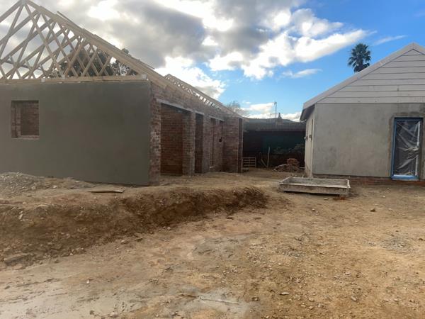 2 Bedroom House