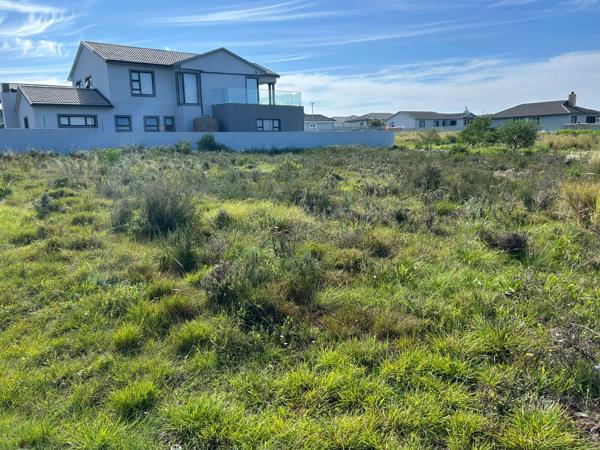 618 m² Land